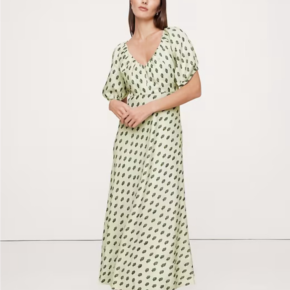 Banana Republic Viscose-Linen Ruched Maxi Dress